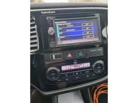 Mitsubishi Outlander thumbnail 5