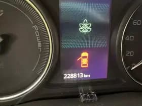 Mitsubishi Outlander thumbnail 12