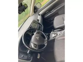 Mitsubishi Outlander thumbnail 13