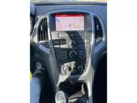 Opel Astra Sports Tourer thumbnail 11