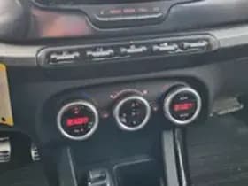 Alfa Romeo Giulietta thumbnail 15