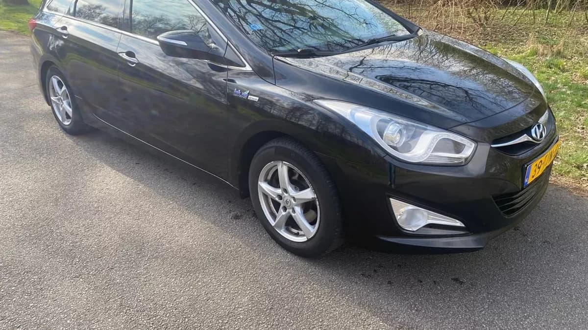 Hyundai i40 — foto 1