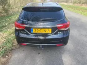Hyundai i40 thumbnail 3