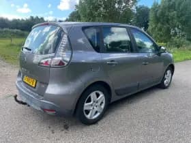 Renault Scénic thumbnail 3