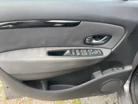 Renault Scénic thumbnail 8