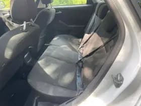 Ford Focus thumbnail 12
