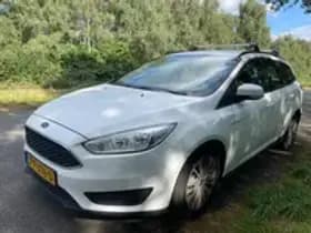 Ford Focus thumbnail 13