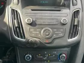 Ford Focus thumbnail 17