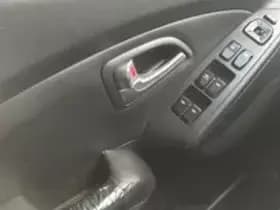 Hyundai ix35 thumbnail 19