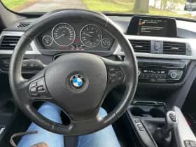 BMW 3-Serie thumbnail 9