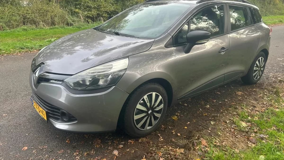 Renault Clio — foto 1