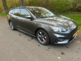 Ford Focus thumbnail 4