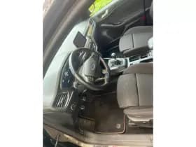 Ford Focus thumbnail 6