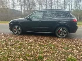 Porsche Cayenne thumbnail 4