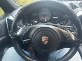 Porsche Cayenne thumbnail 7