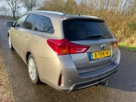 Toyota Auris thumbnail 11