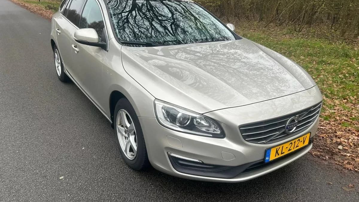 Volvo V60 — foto 1