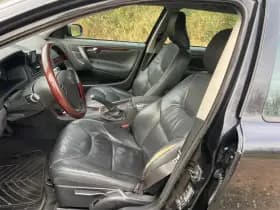 Volvo V70 thumbnail 8