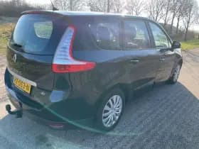 Renault Grand Scénic thumbnail 4