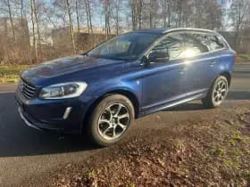 Volvo XC60 thumbnail 2