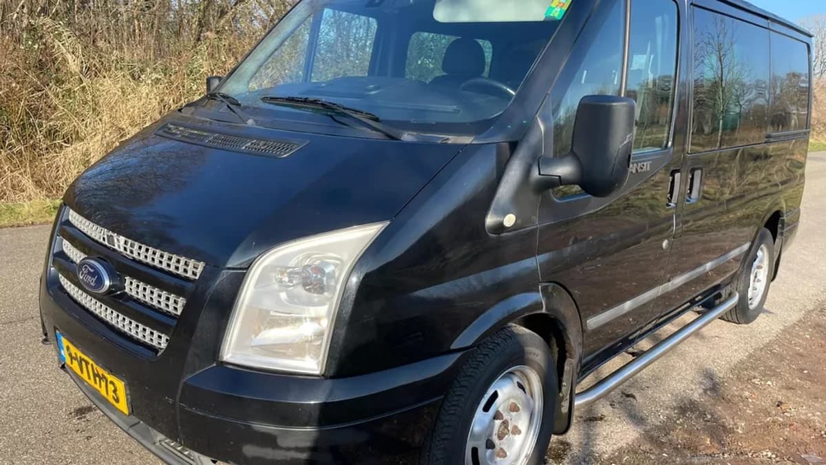 Ford Transit — foto 1