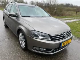 Volkswagen Passat thumbnail 1