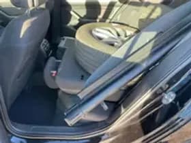 Volkswagen Passat thumbnail 18