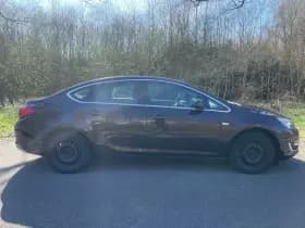 Opel Astra thumbnail 12