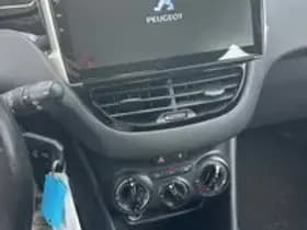 Peugeot 208 thumbnail 19