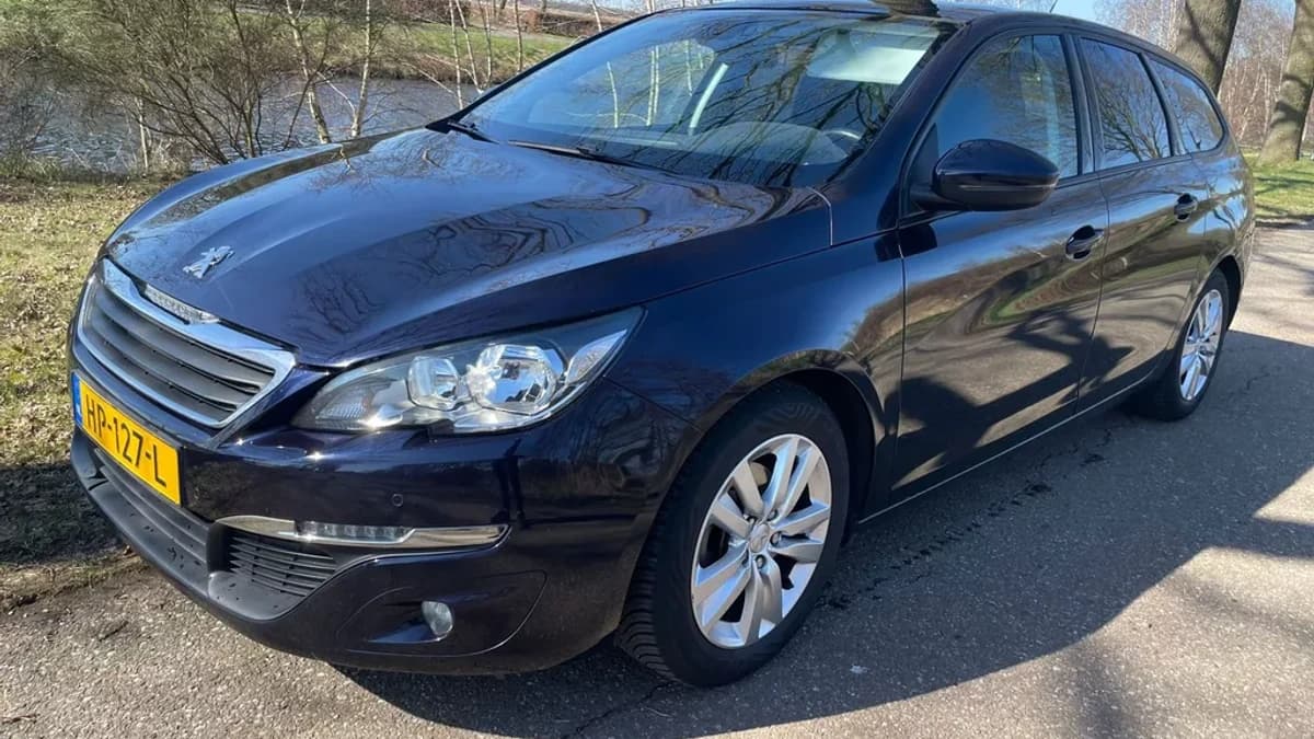 Peugeot 308 — foto 1