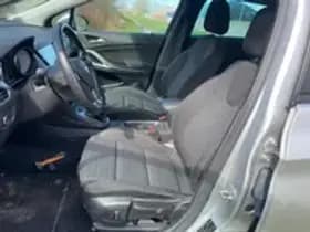 Opel Astra Sports Tourer thumbnail 13