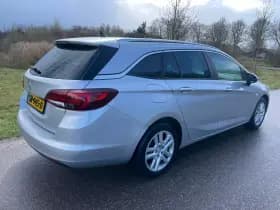 Opel Astra Sports Tourer thumbnail 5