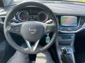 Opel Astra Sports Tourer thumbnail 6