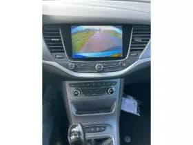 Opel Astra Sports Tourer thumbnail 7