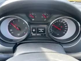 Opel Astra Sports Tourer thumbnail 10