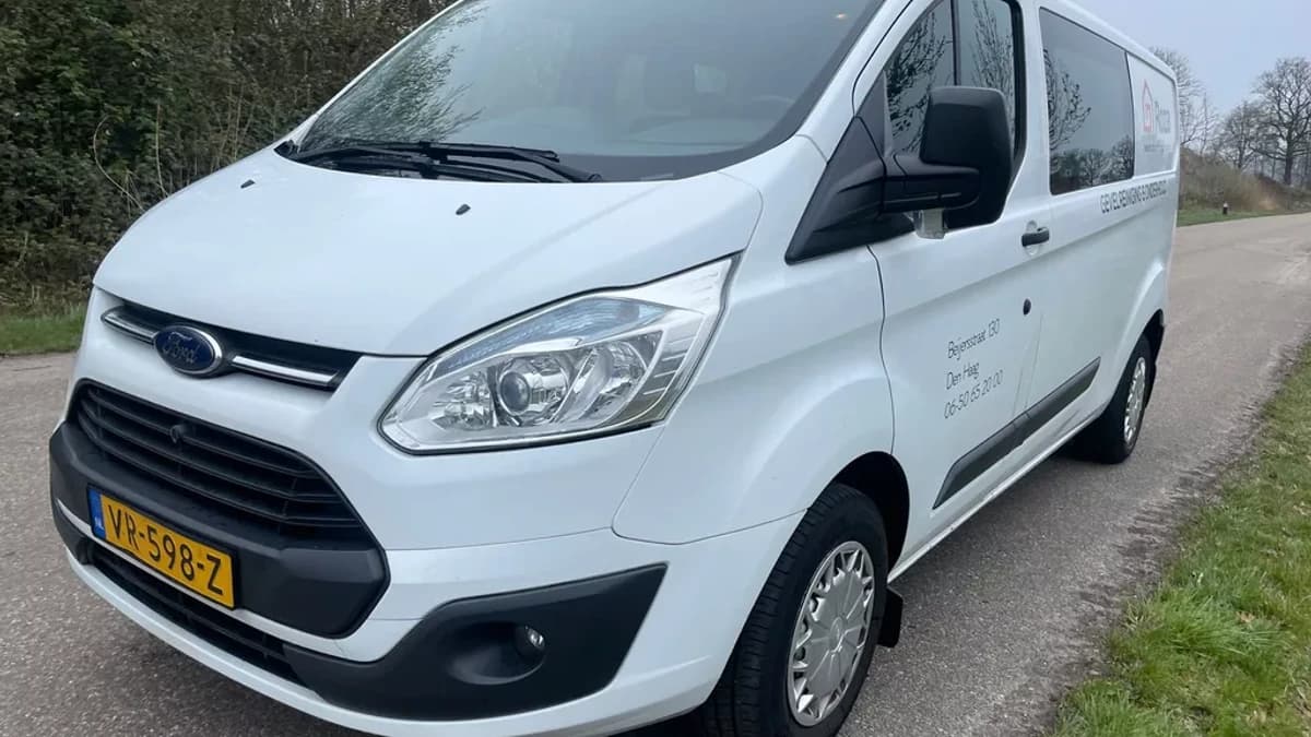 Ford Transit Custom — foto 1