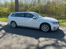 Volkswagen Passat thumbnail 3