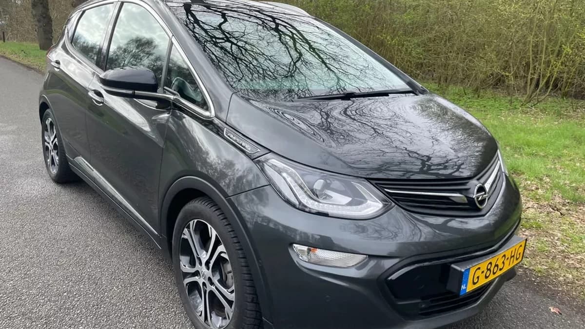 Opel Ampera-e — foto 1