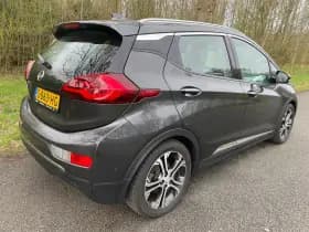 Opel Ampera-e thumbnail 3