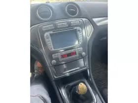 Ford Mondeo thumbnail 10