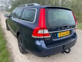 Volvo V70 thumbnail 2