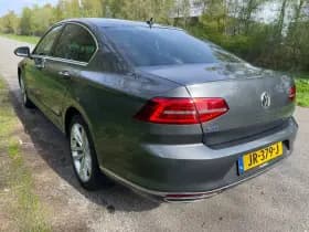 Volkswagen Passat thumbnail 5