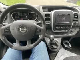 Opel Vivaro thumbnail 7