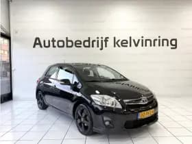 Toyota Auris thumbnail 2