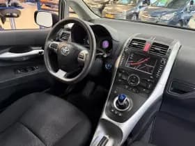 Toyota Auris thumbnail 21