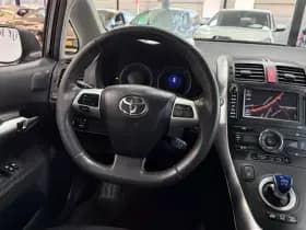 Toyota Auris thumbnail 24