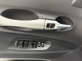 Toyota Auris thumbnail 31