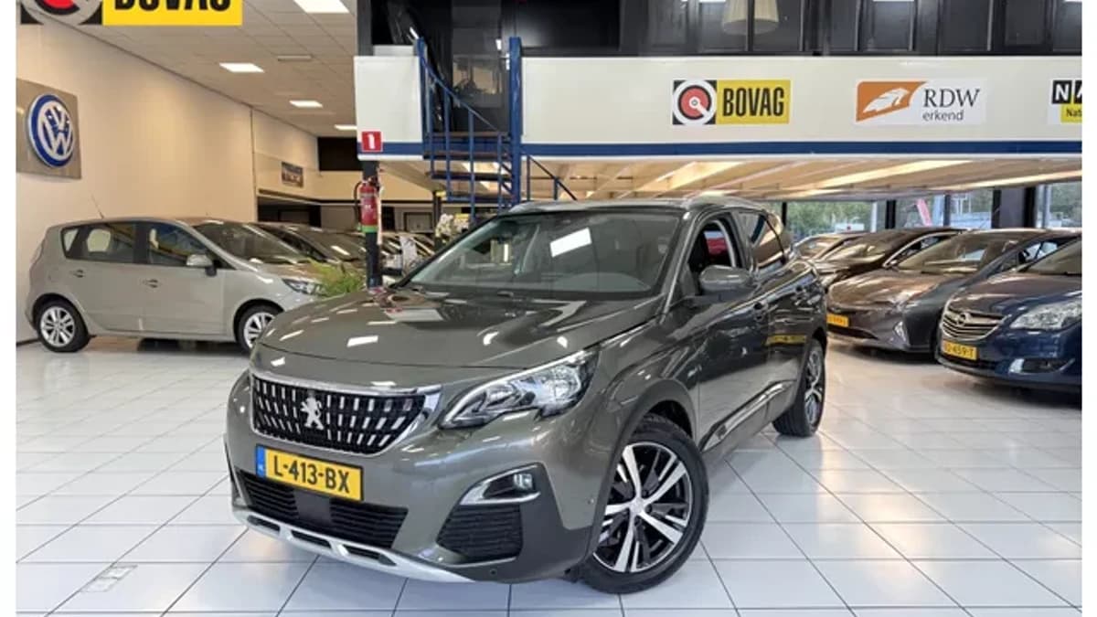 Peugeot 3008 — foto 1