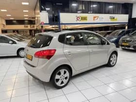 Kia Venga thumbnail 14