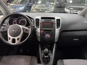 Kia Venga thumbnail 16
